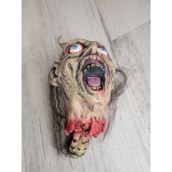 Nightview mini rubber zombie head spine Halloween vintage - Picture 1 of 9